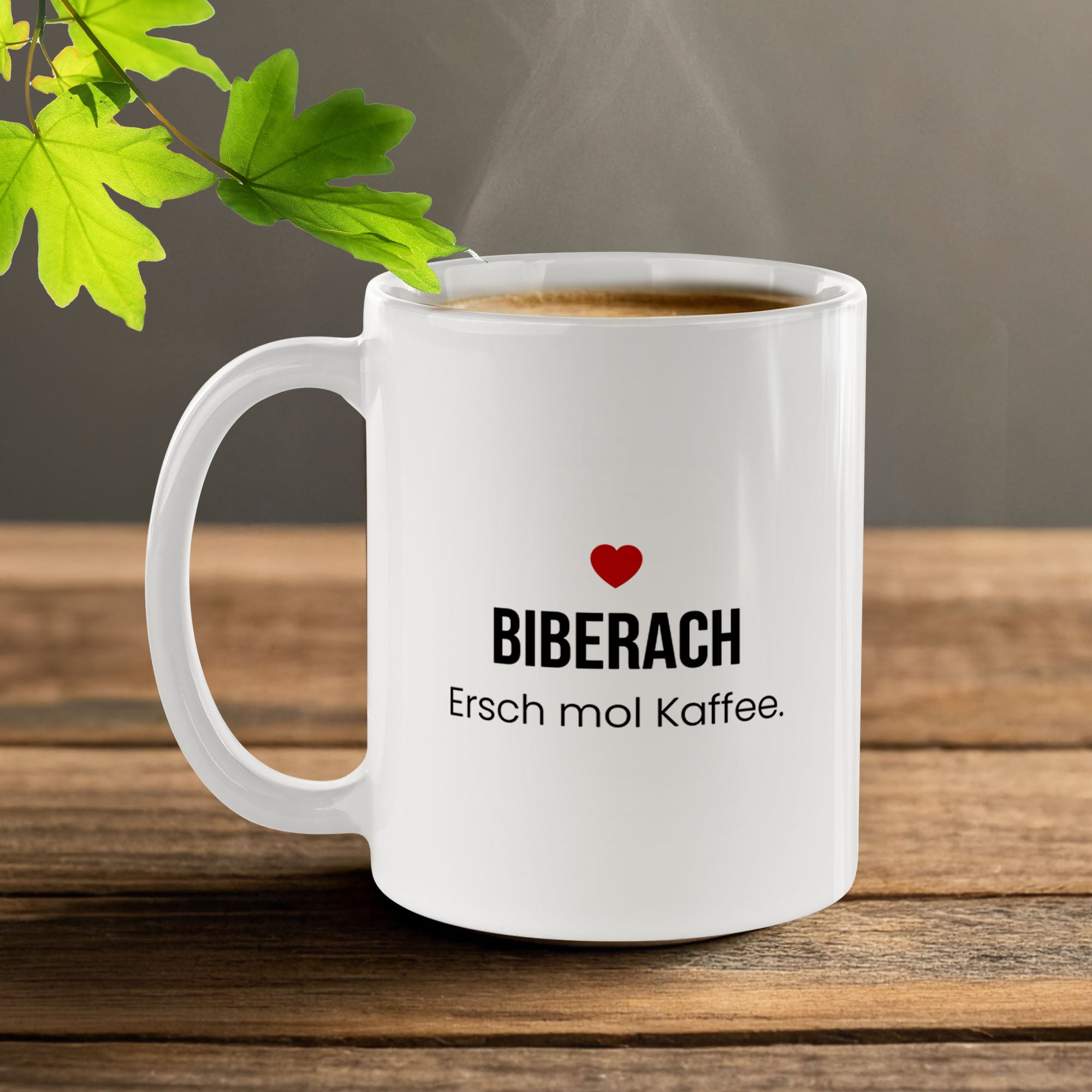 Biberach Kaffeetasse aus Keramik – „Ersch mol Kaffee.“