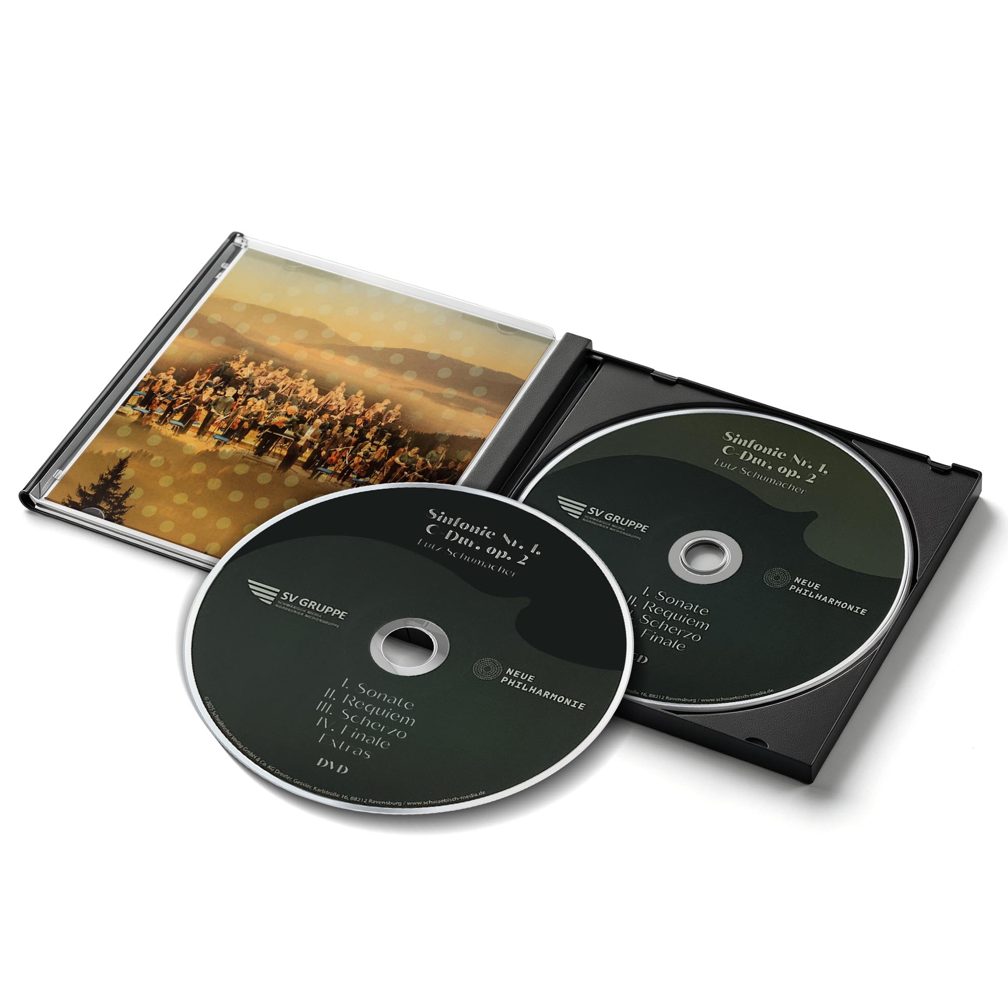 Geöffnete CD-Hülle mit eingelegter Audio-CD und DVD „Sinfonie Nr. 1 C-Dur op. 2“, Booklet im Hintergrund